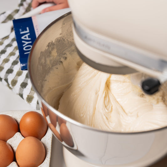 Loyal Cake Mix White Mud (1kg)