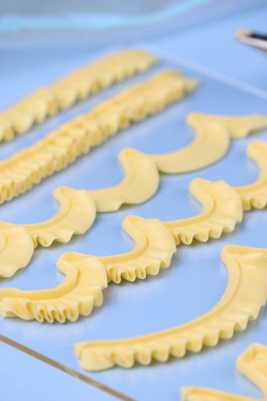 Loyal Standard Piping Tip Ruffle 50