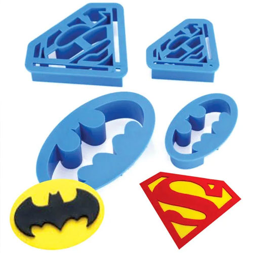 Batman & Superman Cutter Set 4pcs