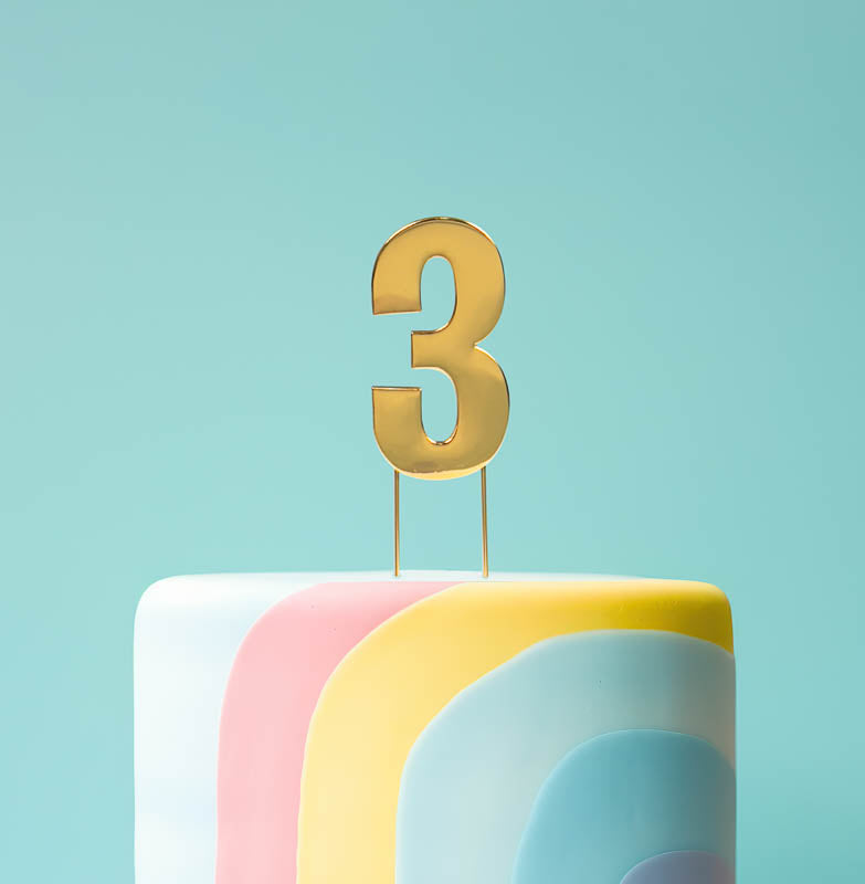 BOLD Cake Topper (7cm) - GOLD NUMBER 3