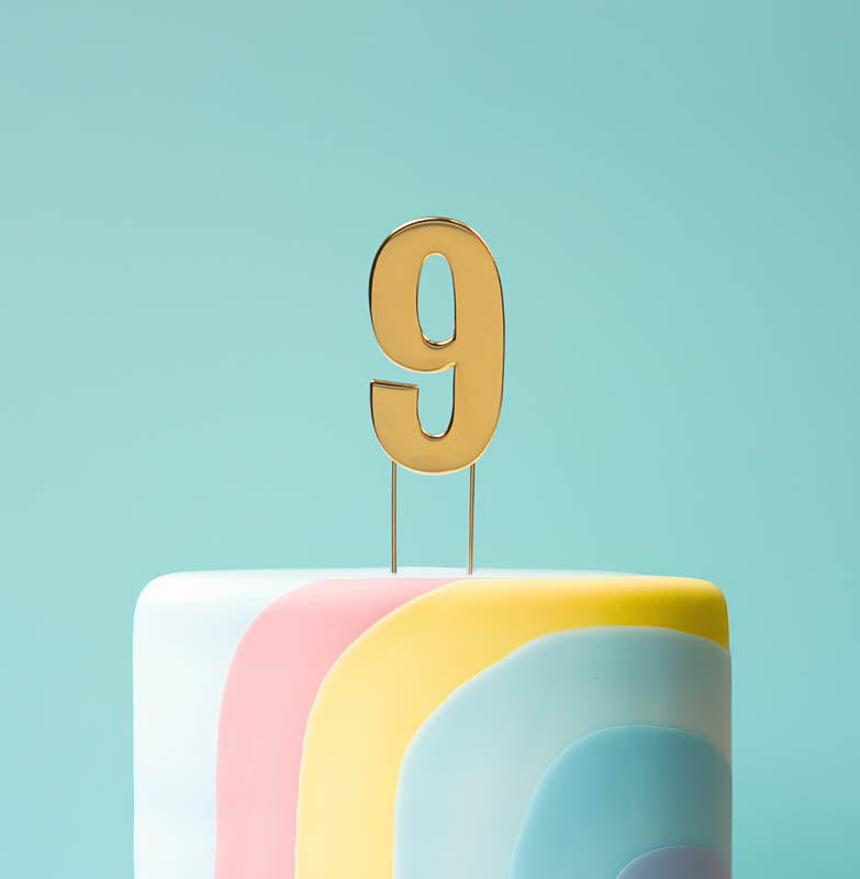 BOLD Cake Topper (7cm) - GOLD NUMBER 9