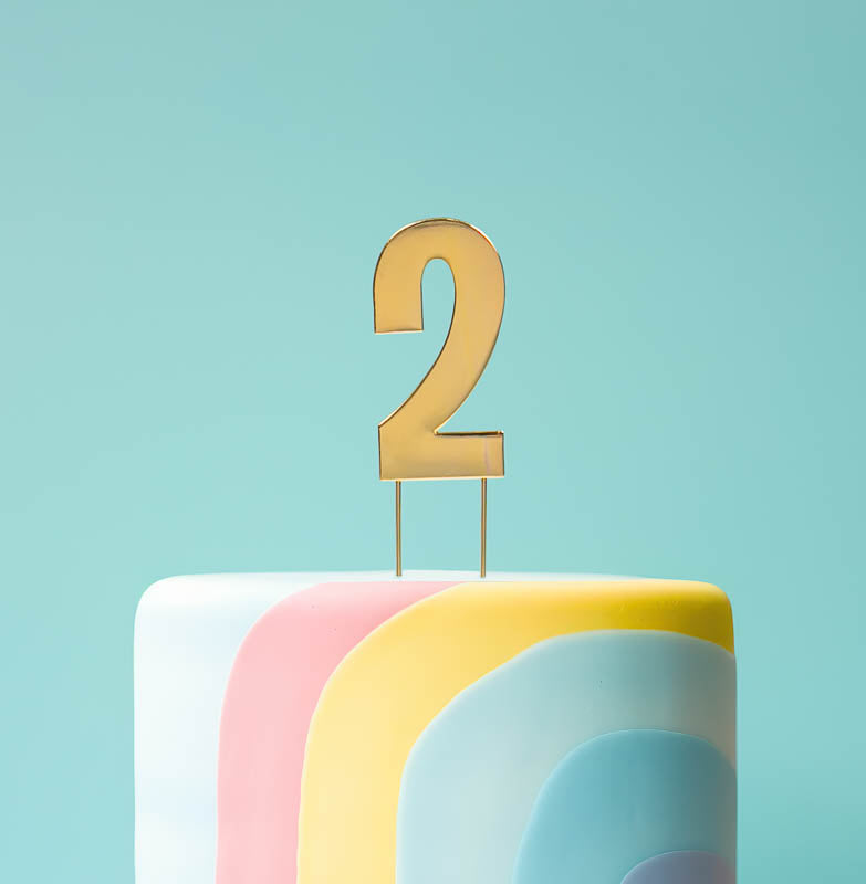 BOLD Cake Topper (7cm) - GOLD NUMBER 2
