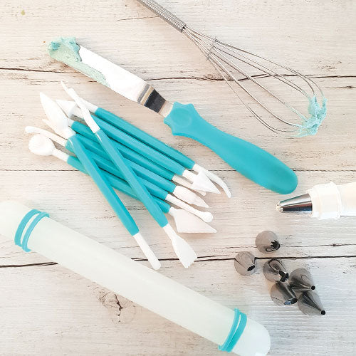 Mondo 19 Piece Cake Decorating Set