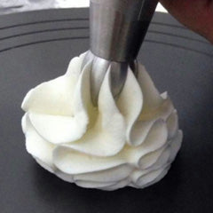 Ruffle Ball Russian Piping Tip D1 (Large Hole)