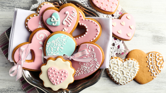 How to Make Easy Sugar Cookies (with Icing!)