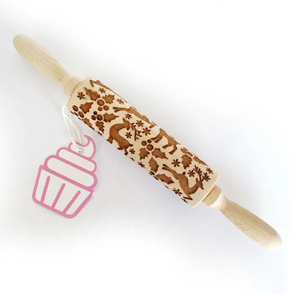 Deer & Hollies Christmas Embossed Wooden Rolling Pin 16.5cm