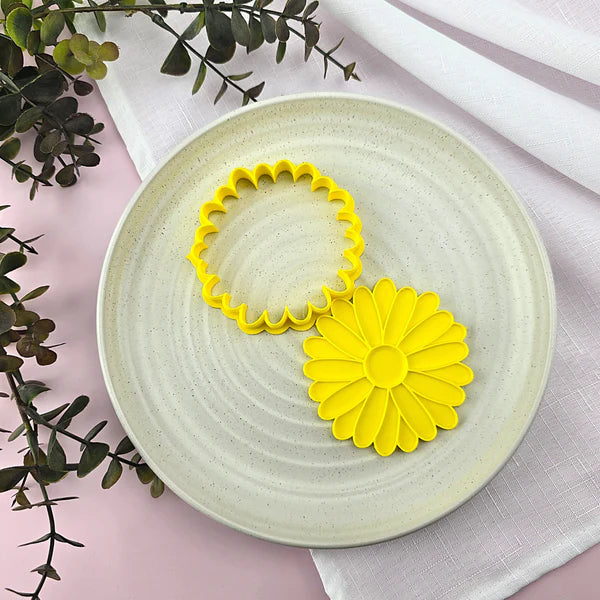 Daisy Cutter & EmbosserCookie Fondant Set
