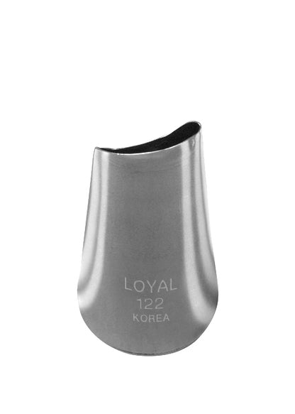 Loyal Medium Piping Tip Petal 122