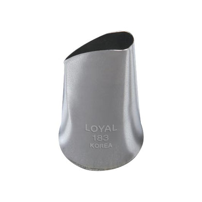 Loyal Medium Piping Tip Petal 183