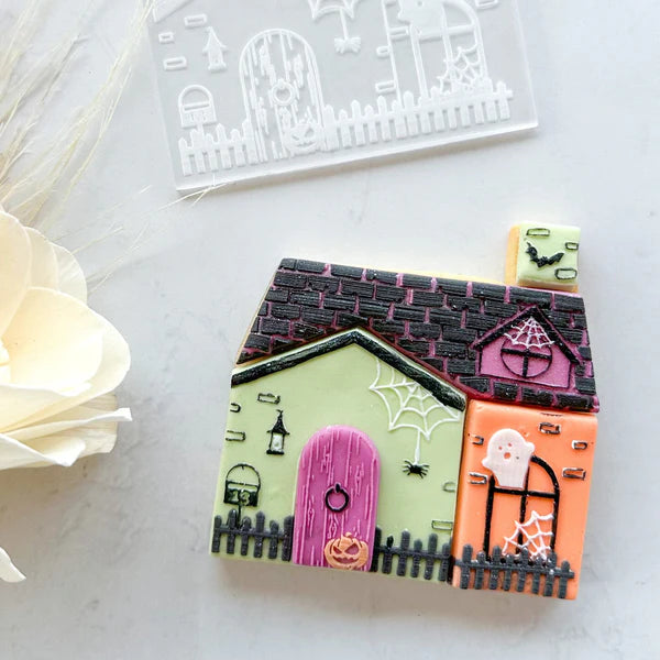 Villa Haunted House Statement Set (Cake Sera Sera)