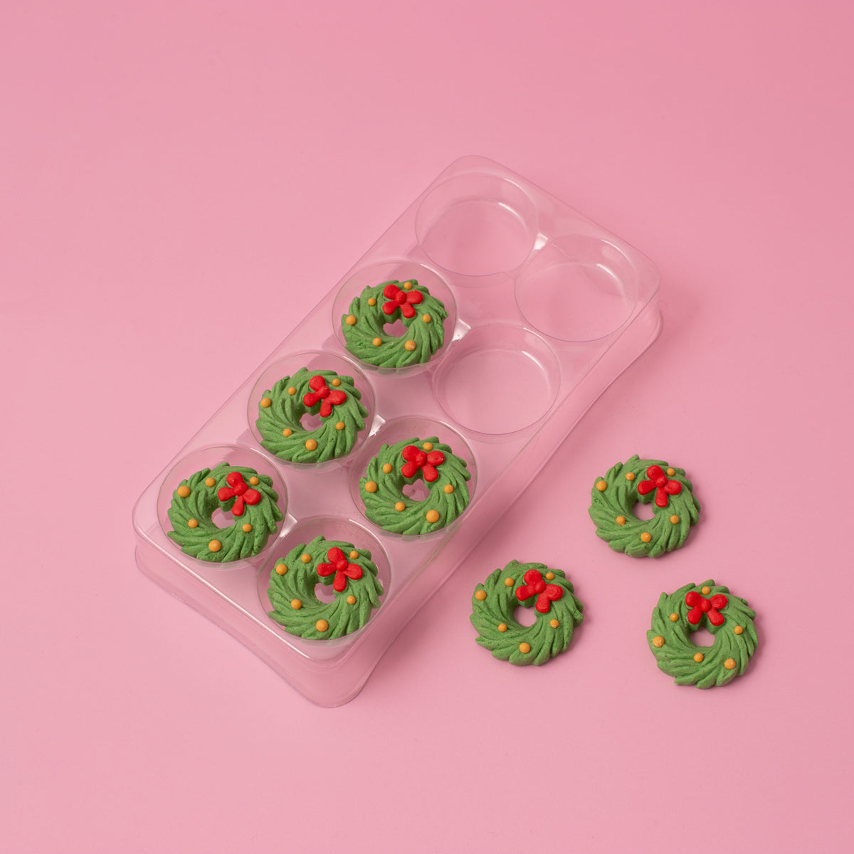 SPRINKS Icing Decorations - CHRISTMAS WREATHS (8 pieces) Edible Toppers