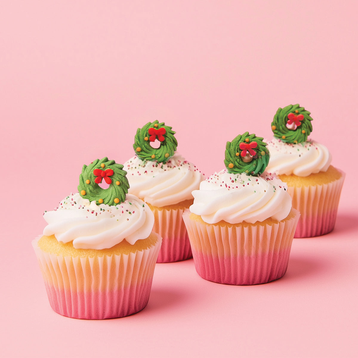 SPRINKS Icing Decorations - CHRISTMAS WREATHS (8 pieces) Edible Toppers