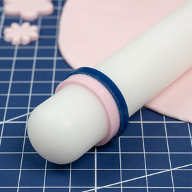 Loyal Rolling Pin with Guides 23cm
