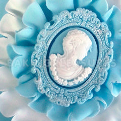 Katy Sue Oval Cameo & Frame 1 Silicone Mould