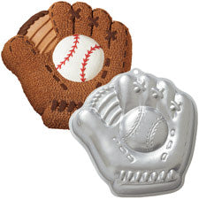 Wilton Baseball Mitt Novelty Cake Pan/Tin