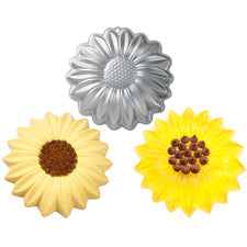 Wilton Sunflower Novelty Cake Pan/Tin